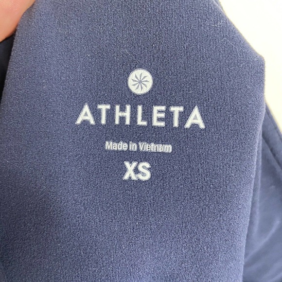 Athleta Blue and Pink Color Blocked Cropped Leggings Sz XS - Picture 7 of 7